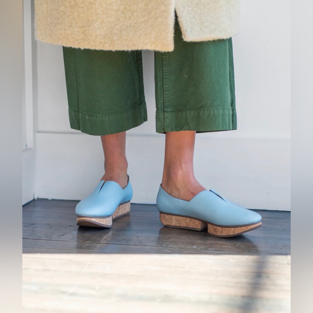 Beklina Tetouan loafers shoes, size 9 in Pallida baby blue